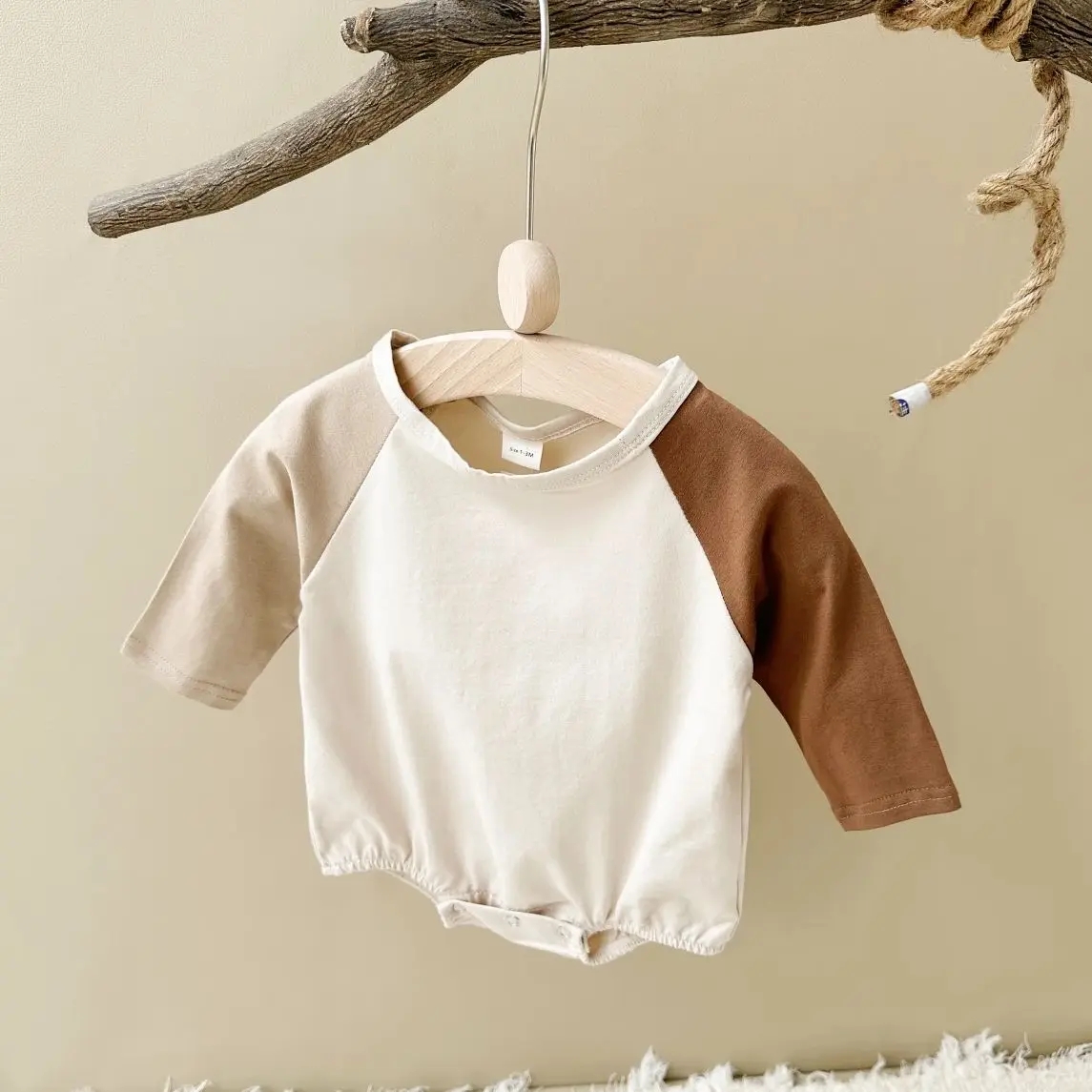 0-18M Autumn Baby Girl Clothes Newborn Bubble Romper Babies Solid Color Block Bodysuits Cotton Raglan Sleeve Romper Boys Infant