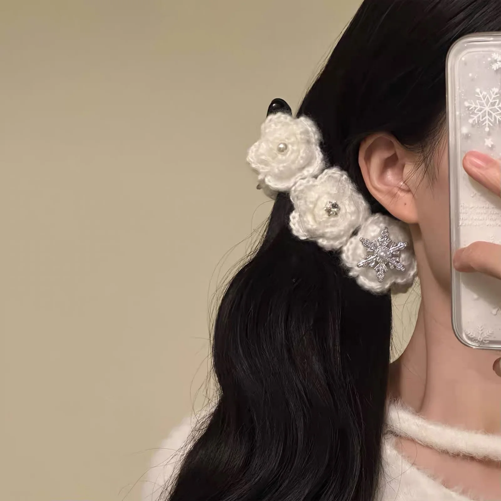 

1pc [Camellia Pear White] Autumn Winter Knitted Flower Banana Clip, Vertical Jaw Clamp for Back of Head Ponytail