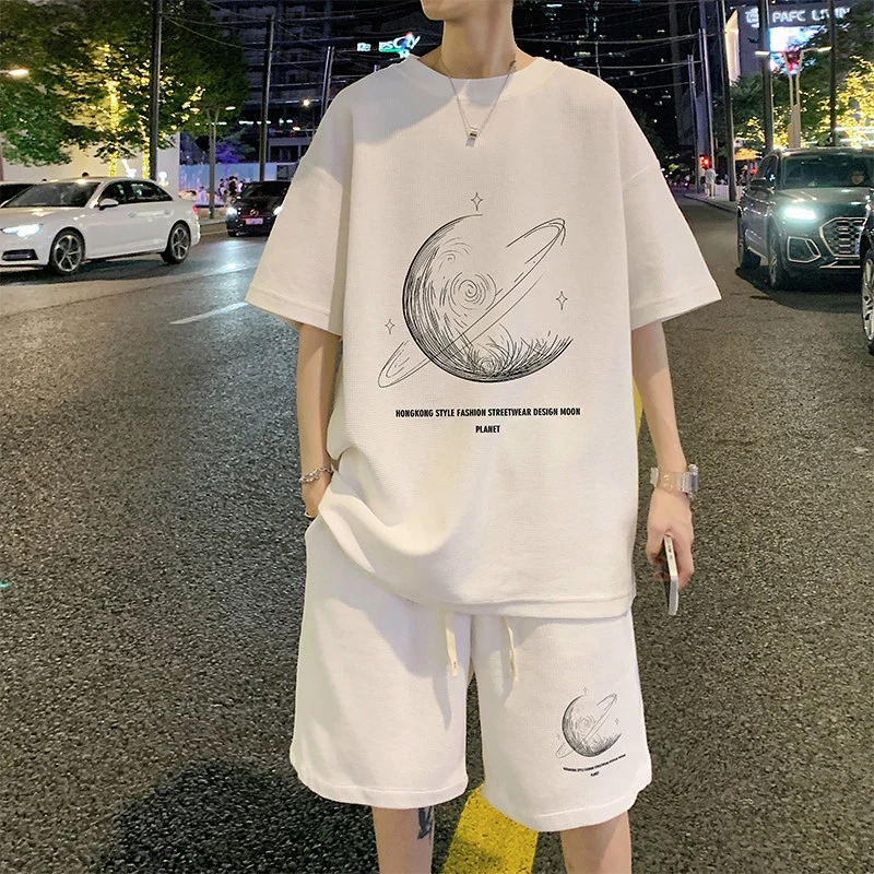 

Cool Summer ort Sve T-irt Set for Men Casual Spor Youthful Brand Faionable Geometric Print round Ne Loose Fit