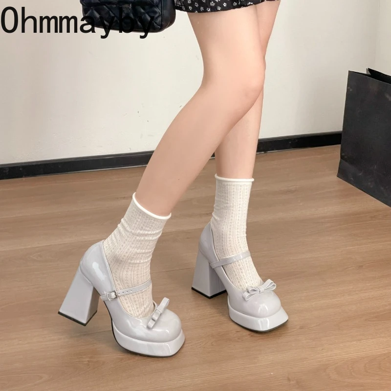 2026 ربيع جديد منصة كعب سميك النساء ماري جين أحذية موضة فراشة عقدة ساحة تو أحذية السيدات فستان أنيق مضخات