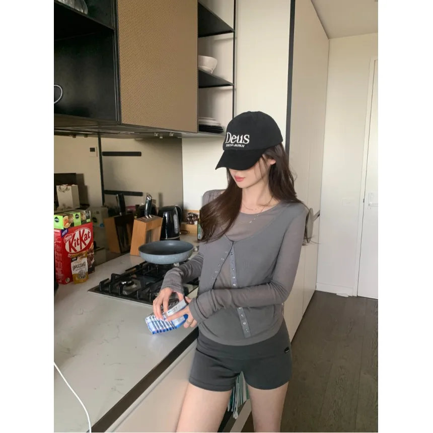 

Slimming Korean Sle ort Skirt Tight Pants Elastic Versatile Base Layer Pants for Daily Wear And Various Ocns