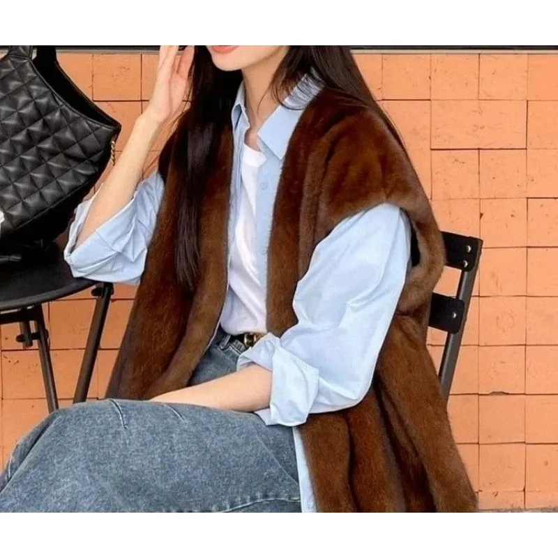 2025 가을 신상 수입 모피 코트 여성 빈티지 와이드 숄더 밍크 조끼