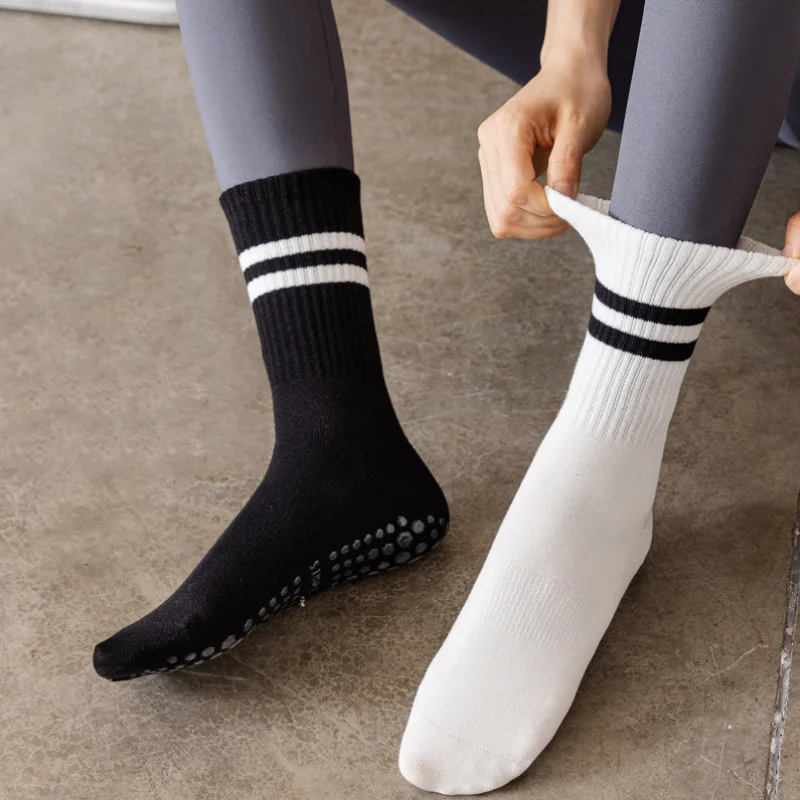 Yoga Socken Frauen Anti-Rutsch-Socken Pilates Silikon boden Fitness Strümpfe farblich abgestimmte Sport Mittel rohr Socken für Frauen