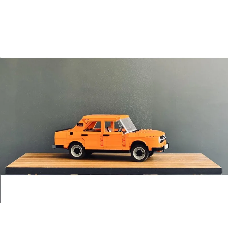 Assemble Building Block Model MOC-84029 Popular Sports Iconic Orange Sports Car 1004 Parts Adult New Year Educational Toy Gift