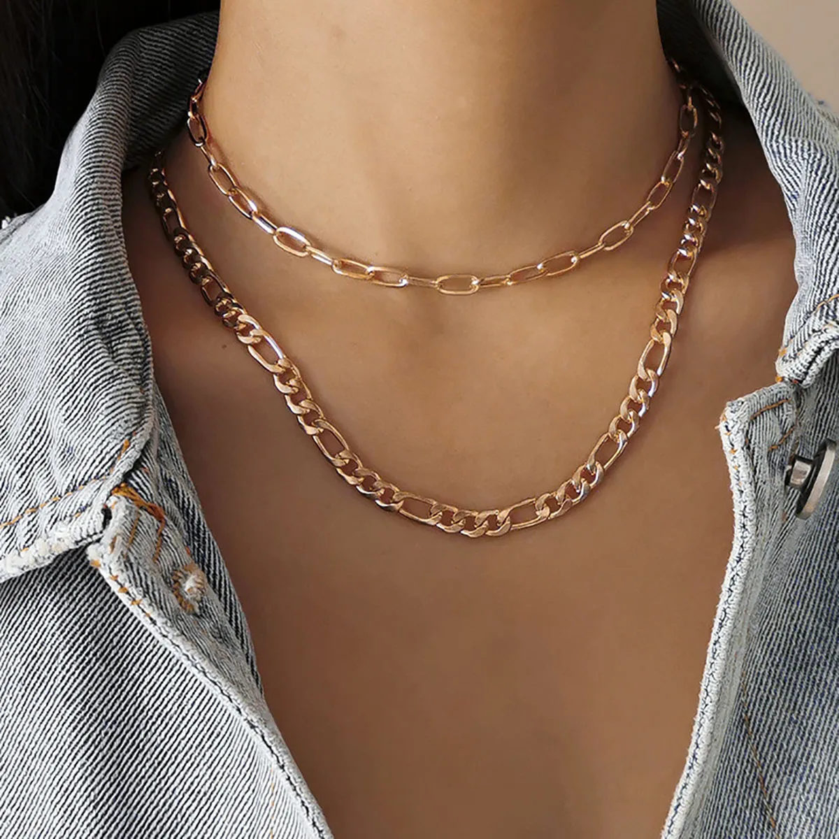 

Retro Hollow Cross Chain Clavicle Necklace for Women 2023 Simple Multi Layered Gold Color Metal Girls Charm Fashion Jewelry