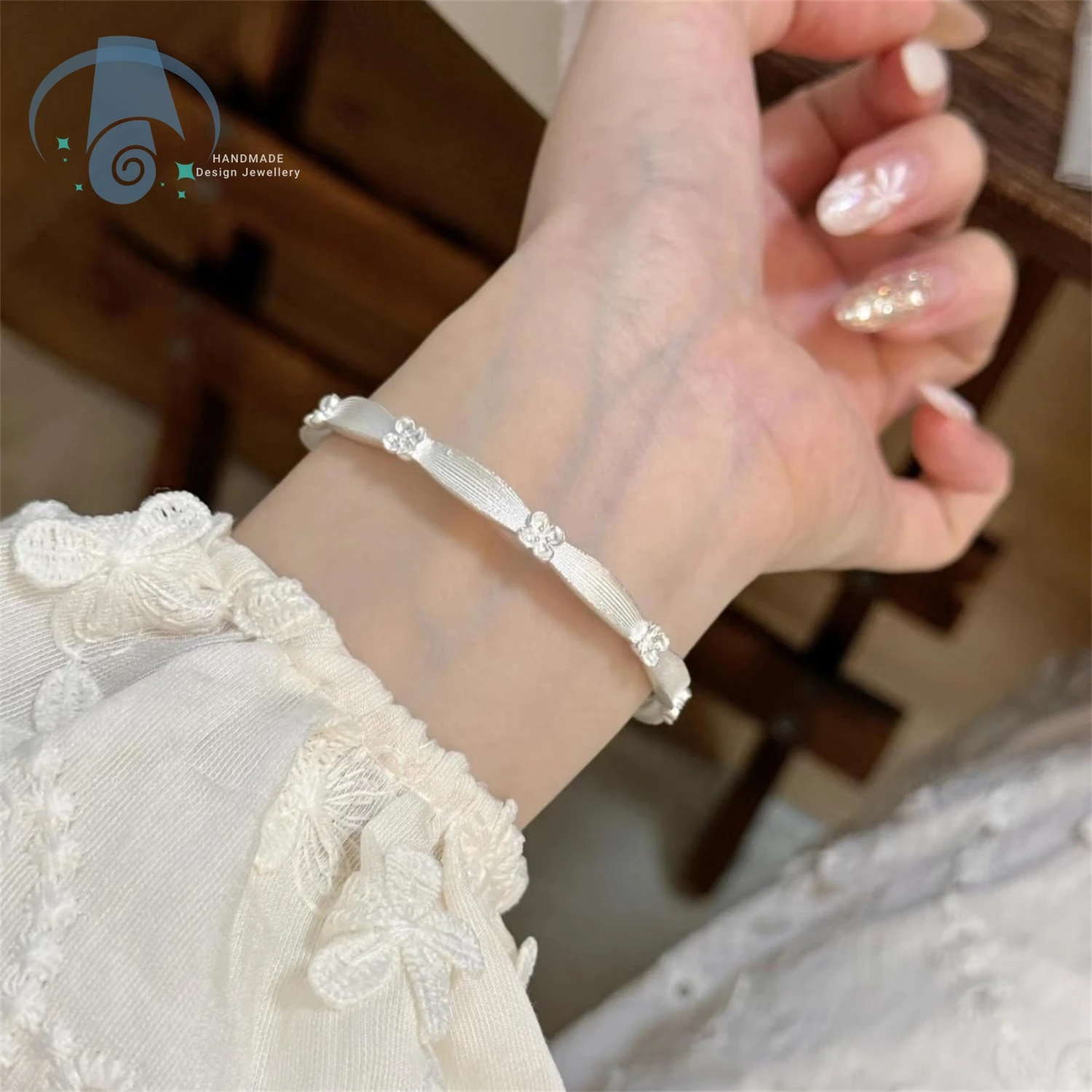 Chinese Retro Vintage Osmanthus Flower Bangle Bracelet Silver Brushed Elegant Women Jewelry Daily Office Party Unique Handmade