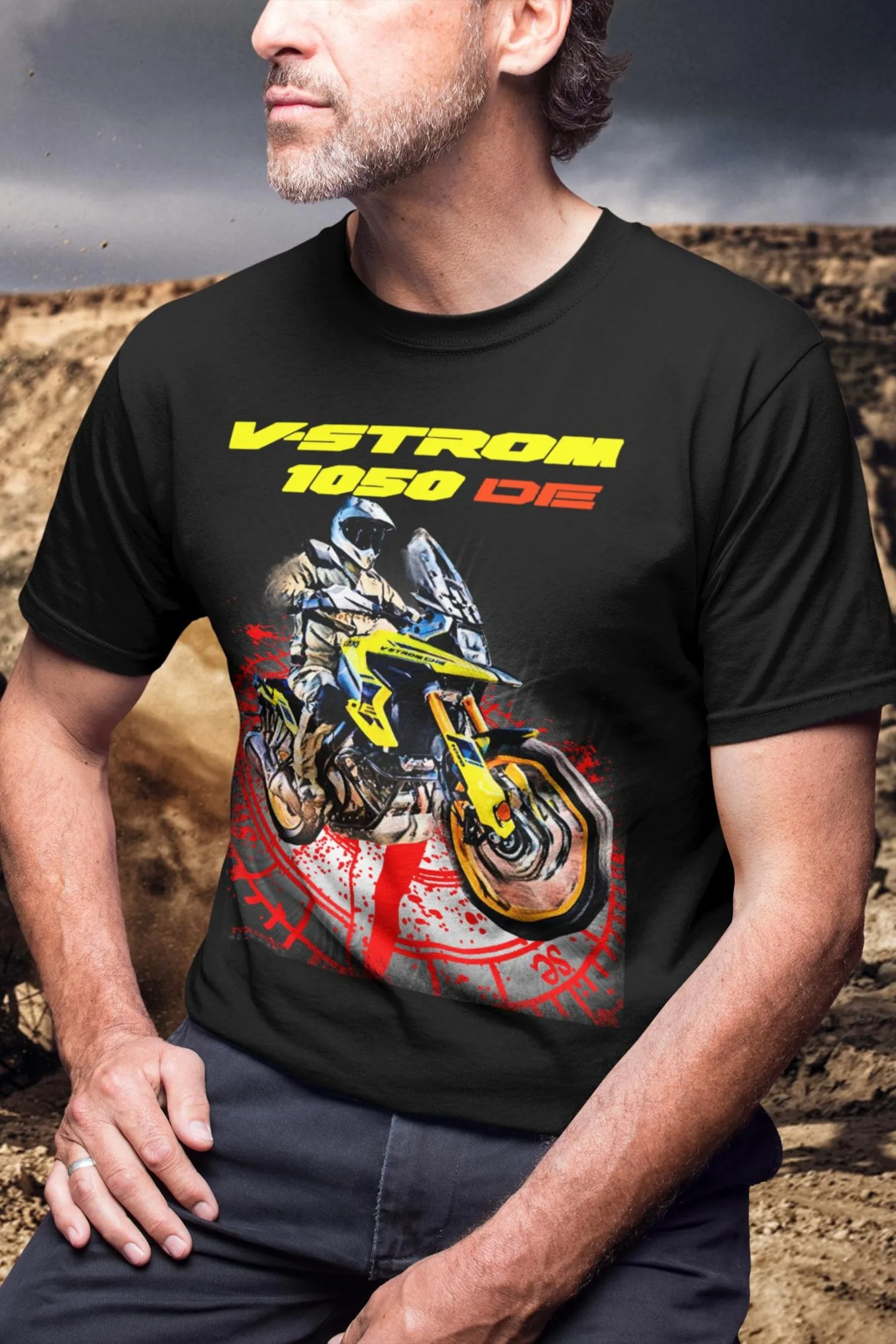 

274@EY S.uzuki V-Strom 1050DE T Shirt The Dual Explorer Motorcycle Tee Off Road ADV Rider Top For S.uzuki Fans Gravel Mode Gift