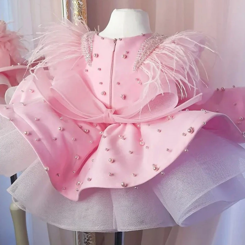 Cute Toddler Flower Girl Dresses Satin Pearls Bow Feather Wedding Birthday Ball Gown Tulle Ruffles Beaded Princess Party Dress