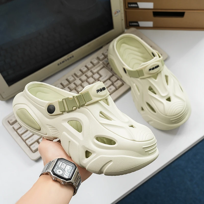 

Men's New Summer Casual Slippers, Non-Slip Closed-Toe Beach Shoes, Sandals and Slippers
