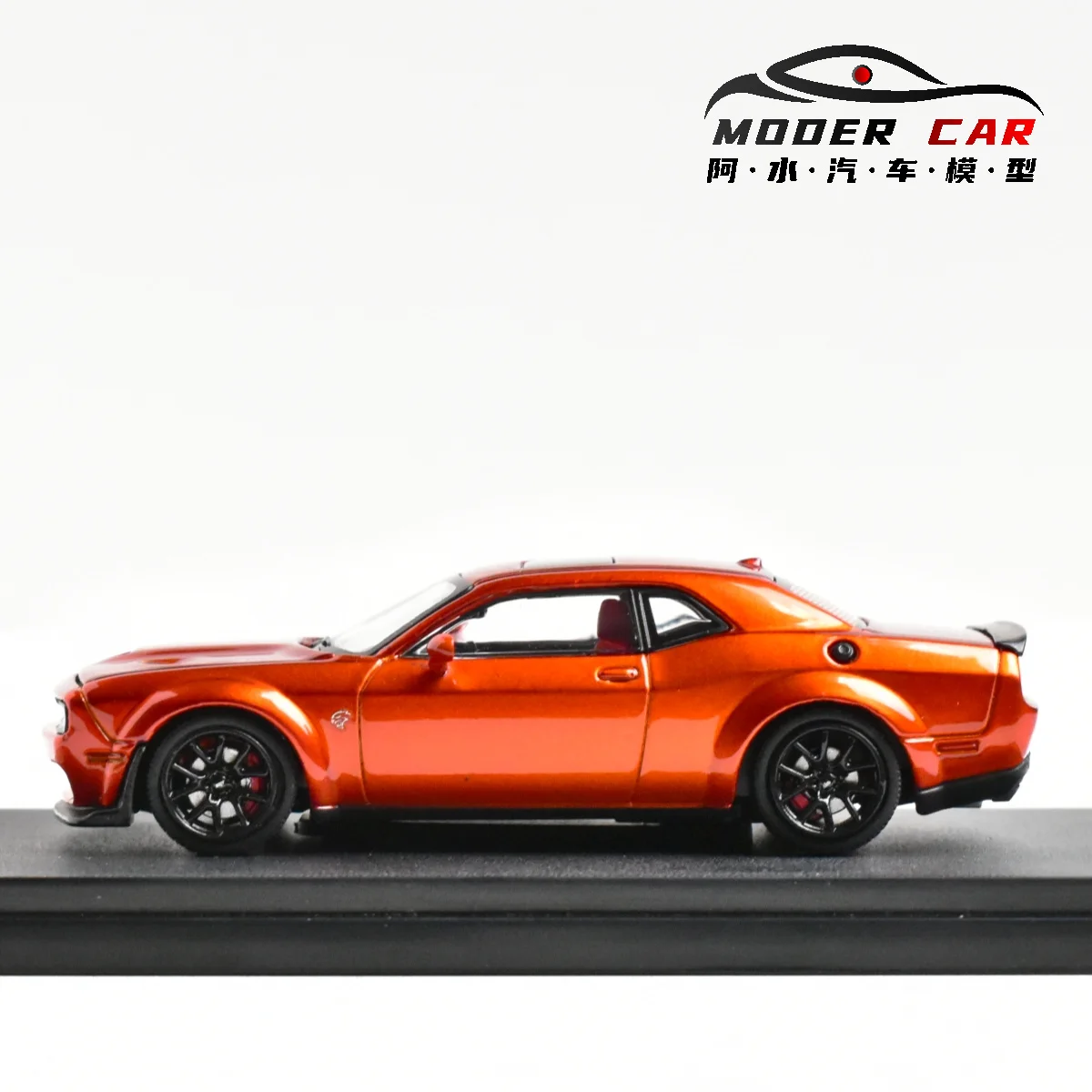 SH 1:64 SRT Hellcat Modellino di auto pressofuso