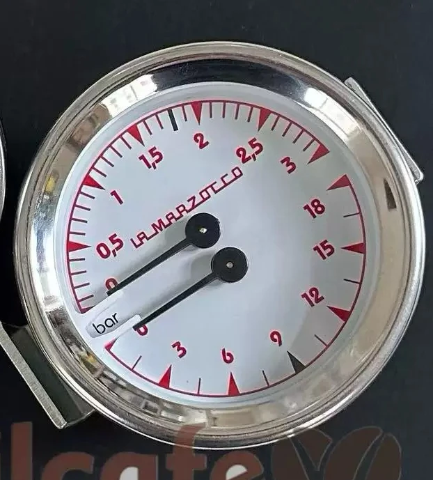 Semi automatic Italian coffee machine pressure gauge