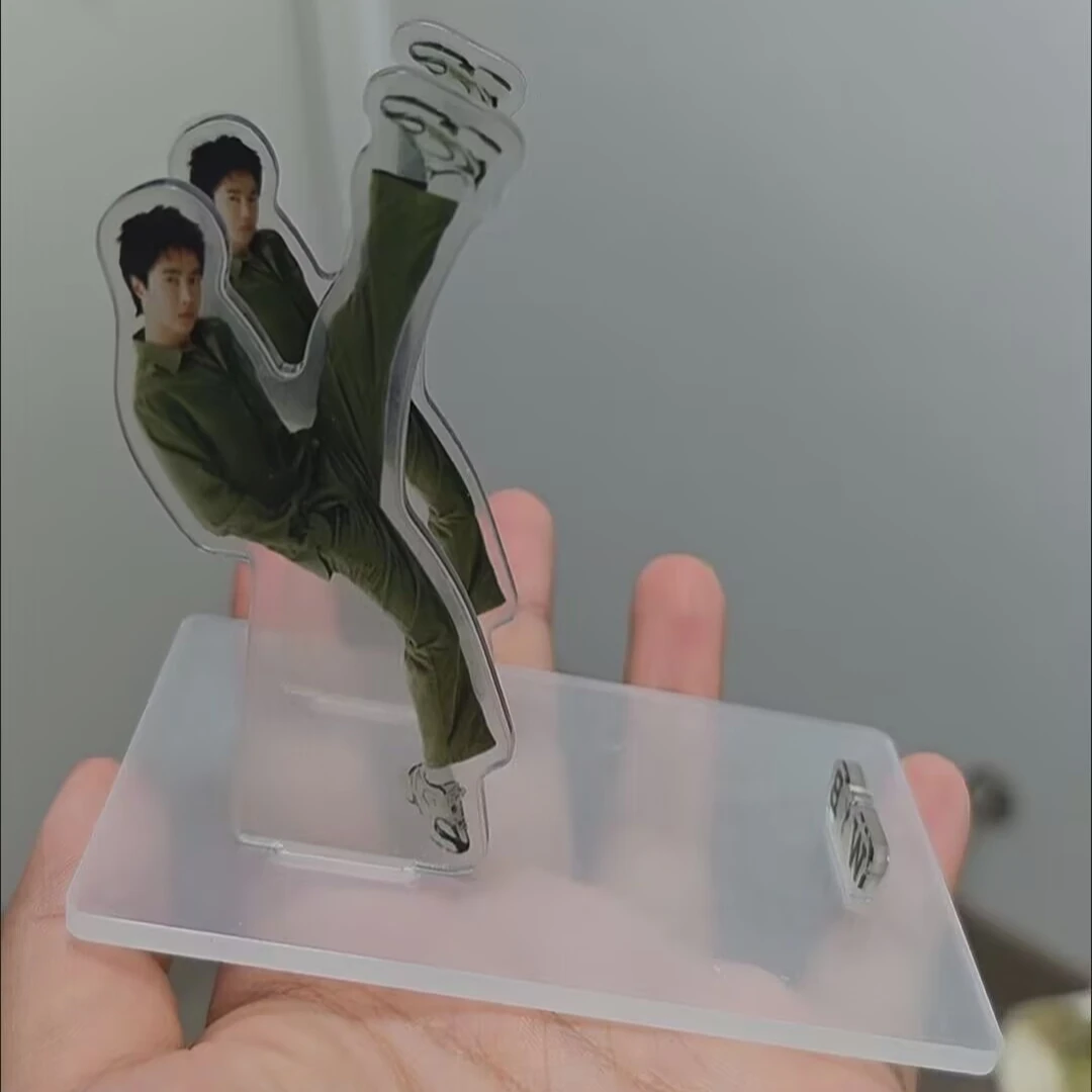 왕이보의 이동용 맞춤형 휴대폰 거치대, 게으른 사람들을 위한 애니메이션 관련 창작 선물, 사람 모양 스탠드