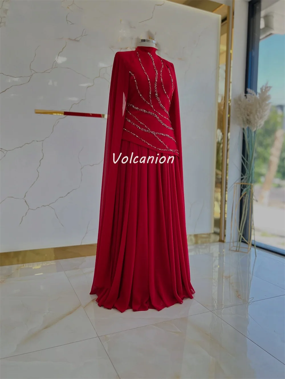 Abiti lunghi classici personalizzati in chiffon squisito con strass e perline drappeggiati con collo alto dritto Abiti da cerimonia su misura Casual