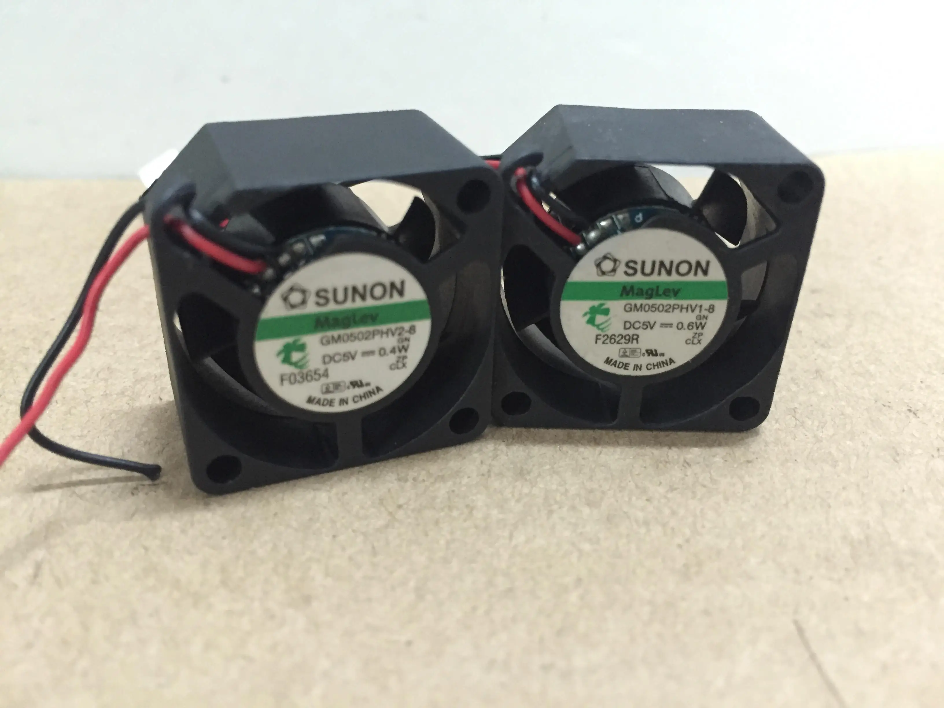2pcs * NEW ORIGINAL GM0502PHV1-8 5V 0.6W 2515 25*25*15mm COOLING FAN RADIATOR