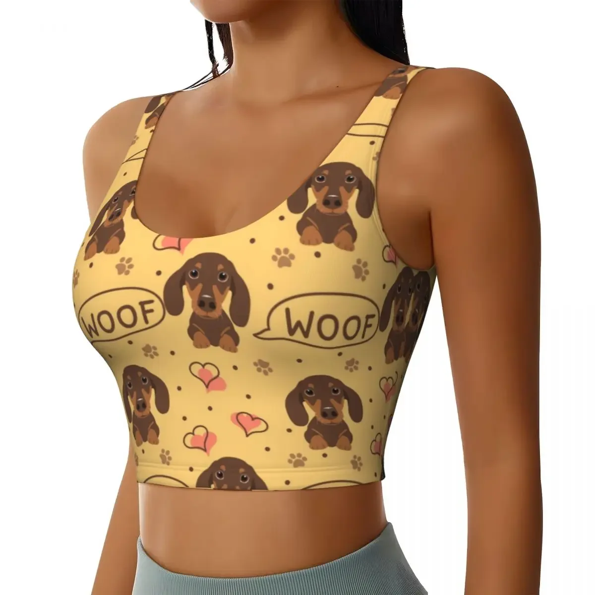 カスタムラブチョコレートダックスフントソーセージ犬スポーツブラ女性のペット子犬ハイインパクトワークアウトヨガクロップトップ