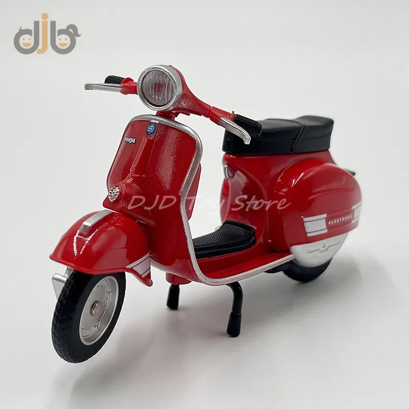 1:18 Diecast Motorcycle Model Toy 1976 Vespa 200 Rally Replica For Collection