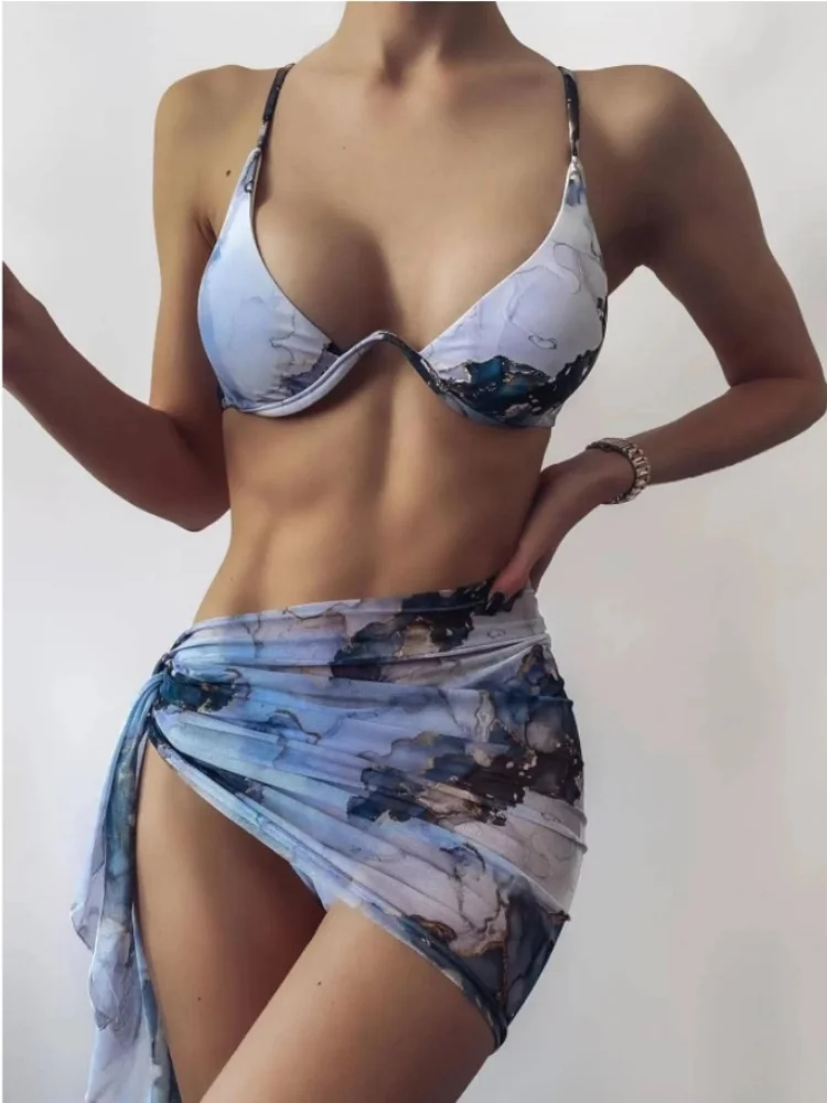 Neue 3 Stück Set Badeanzug Frauen Tanga Bade bekleidung Push-up Bikini Set mit Sarong Rock Strand Vertuschung Push-up Biquinis Badeanzug