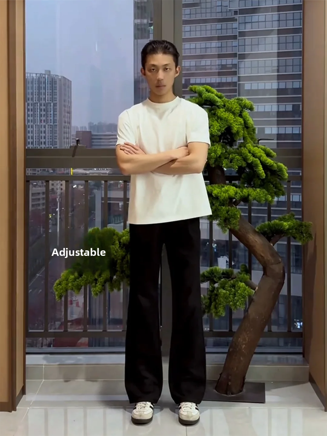 

Black Ice Silk Cool Feeling Men's Casual Pants Spring Summer Drapey American Style Micro Flared Knife Straight Leg Casual Lon...