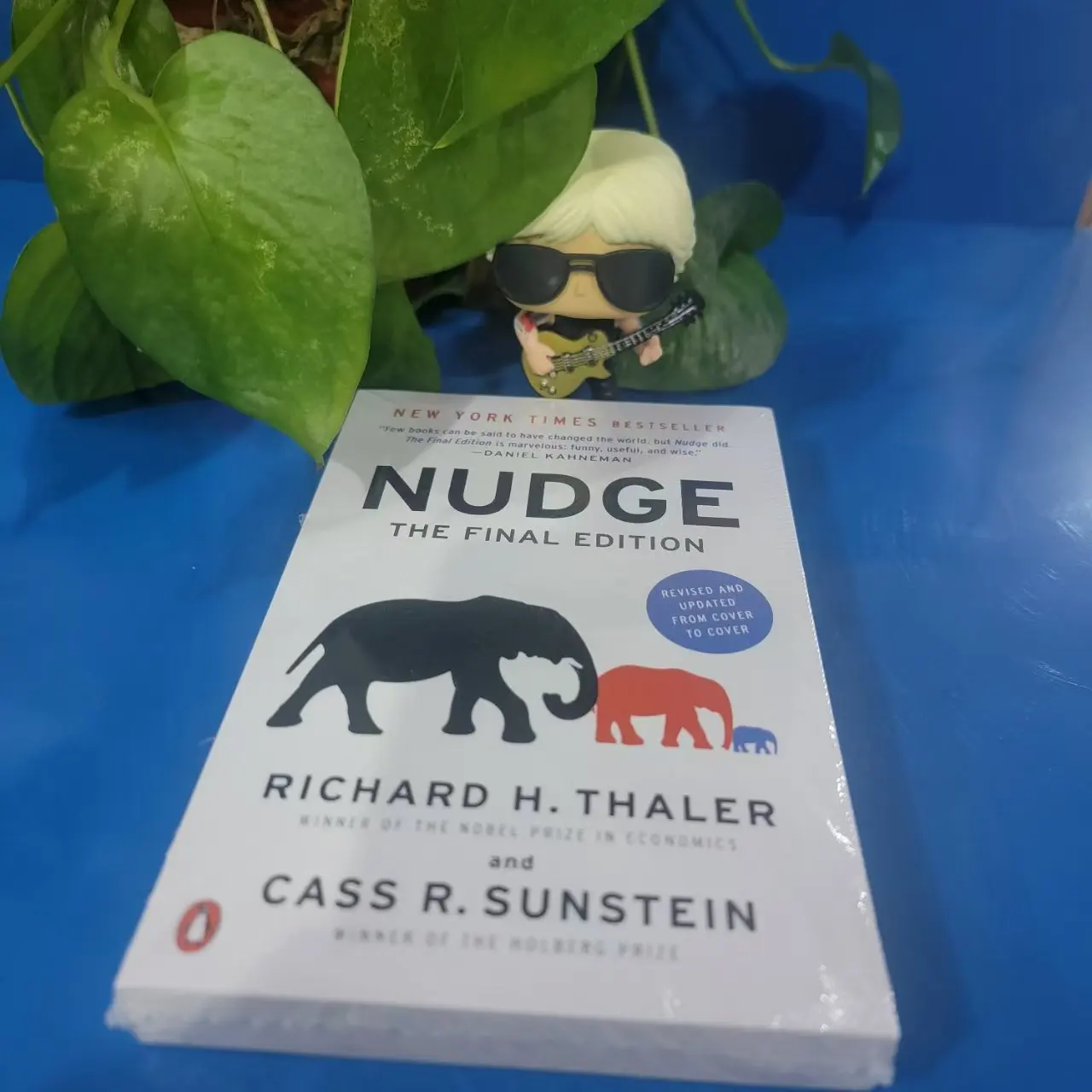Nudge The Final Edition By Richard H.Thaler Paperback English Book