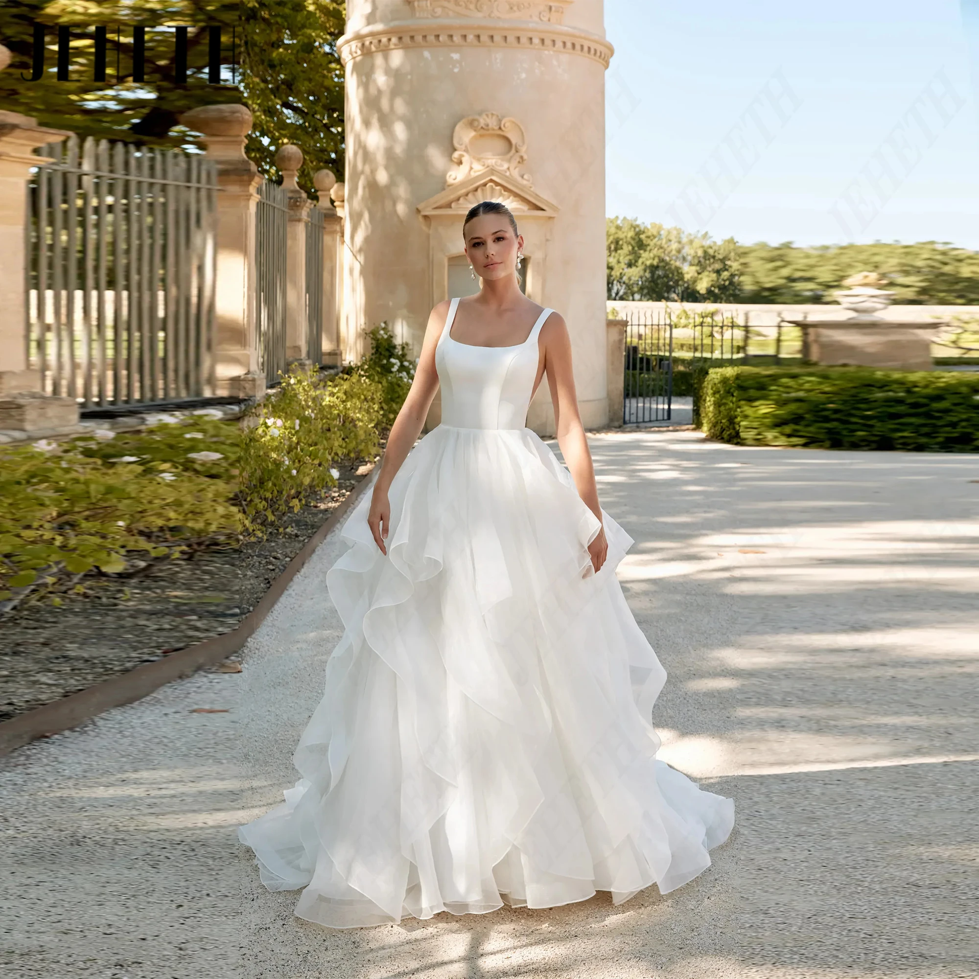 JEHETH Square Neck Tank Wedding Dress Tiered Tulle Exquisite Bridal Gown Personalized Sweep Train Bride Dresses Sleeveless