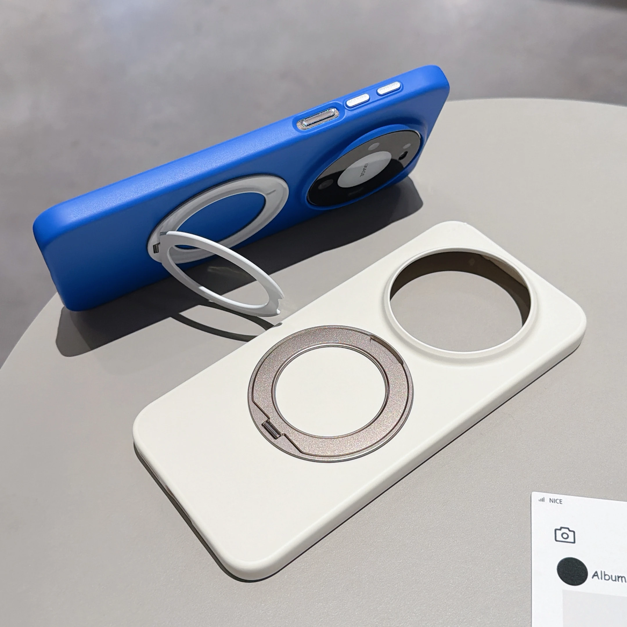 Funda de silicona líquida mate - Magnetic Charging Stand reseña y precio