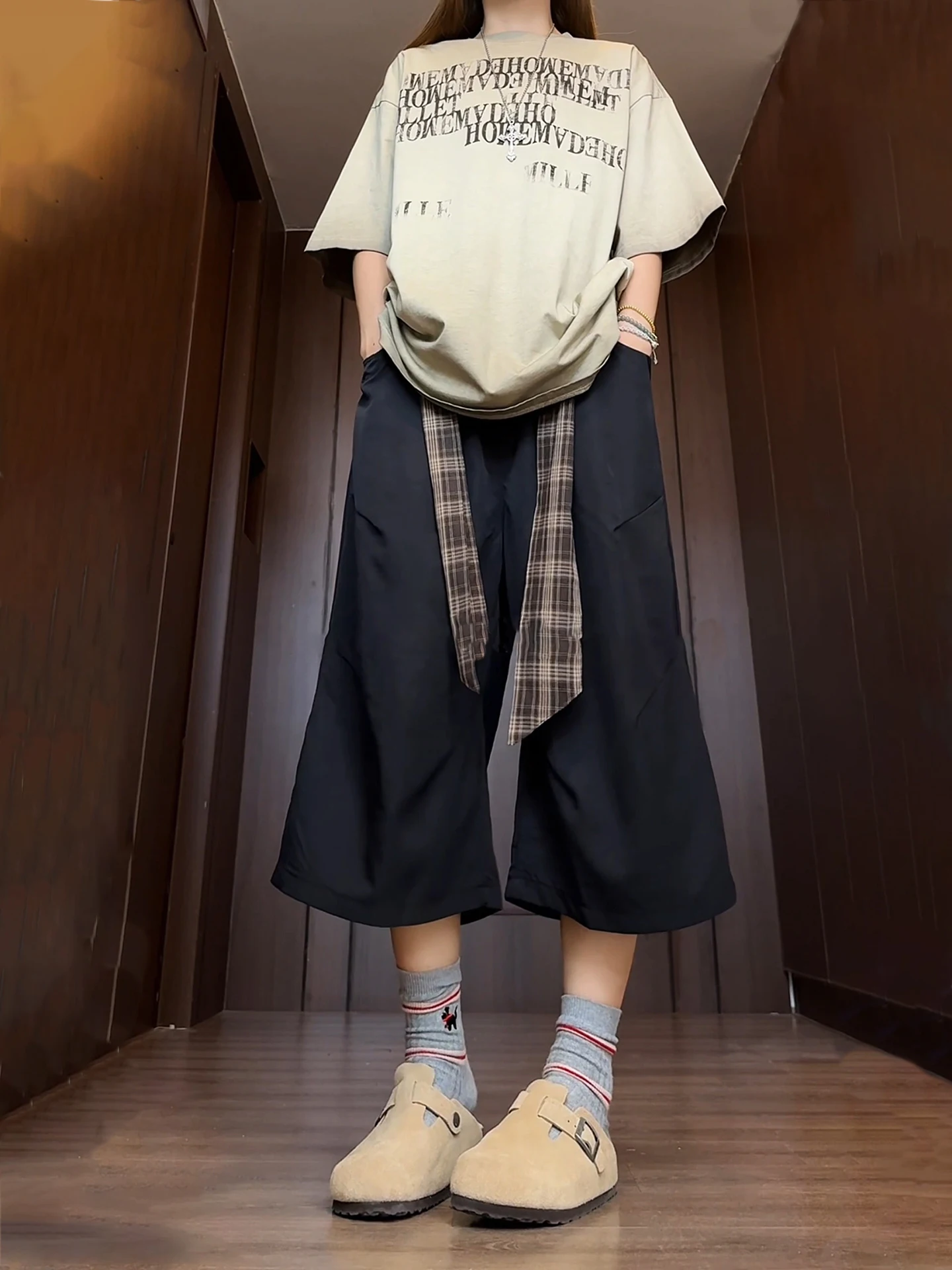 

Black High Waist Workwear Shorts Thin Ice Silk Wide Leg Pants American Style over Knee Casual Seven-Foot Pants for Men