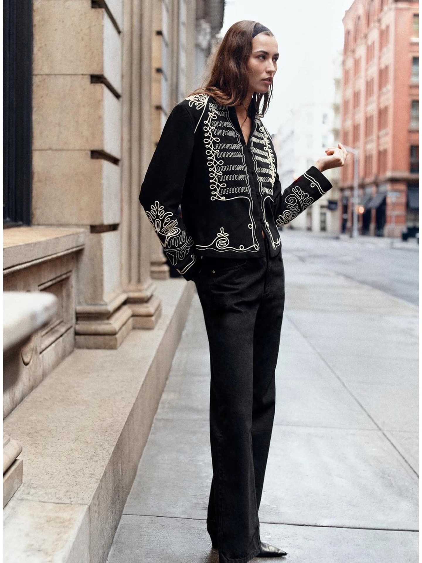 New Autumn Women's Long Sleeve Stand Collar Patchwork Embroidery Shoulder Pad Short Jacket Outerwear Casual Style Polyester F...