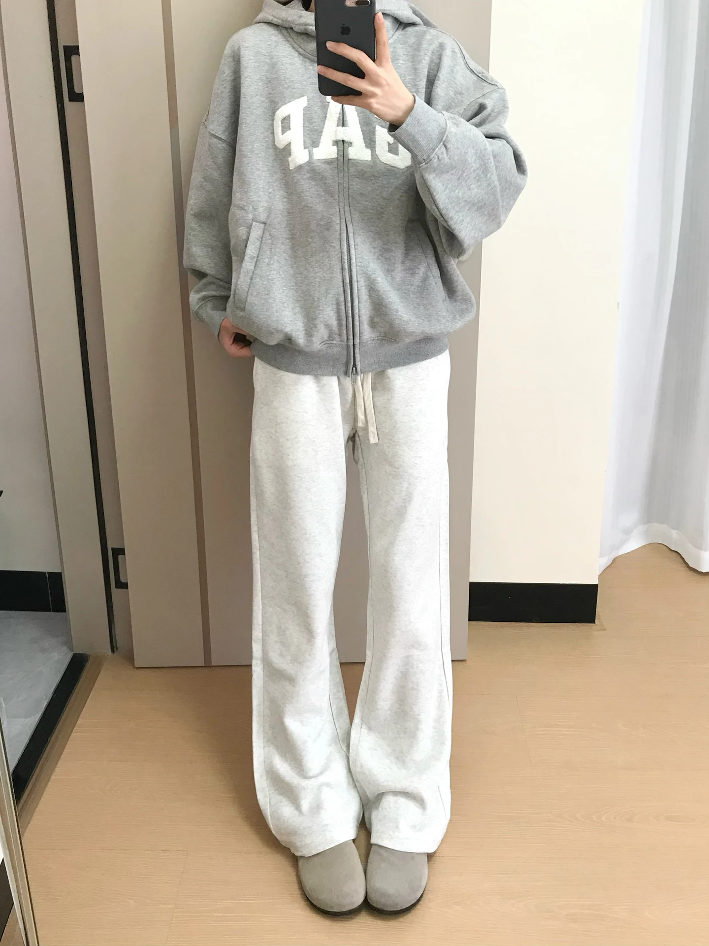Men's Grey And White Floral Bend Knife Pants Autumn Casual Loose Straight Leg Trousers Wear Resistant mid Waist Elastic