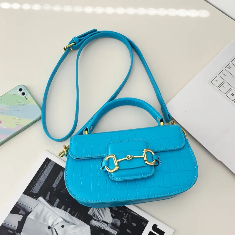 

High-End Minimalist Unique Clutch Bag Fashionable Casual Commuter Purse With Letter Logo And Trendy Designer Style