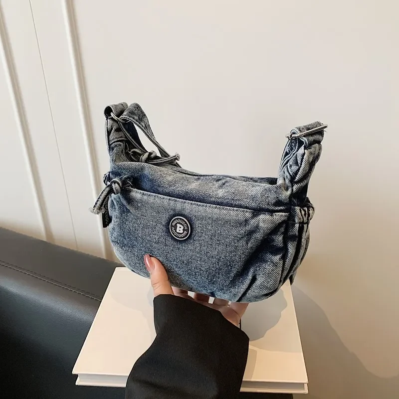 

Denim Zipper Saddle Fashion Women's Shoulder Bags Sewing Thread Trend 2025 New High Quality Handbag Commute Crossbody Bag