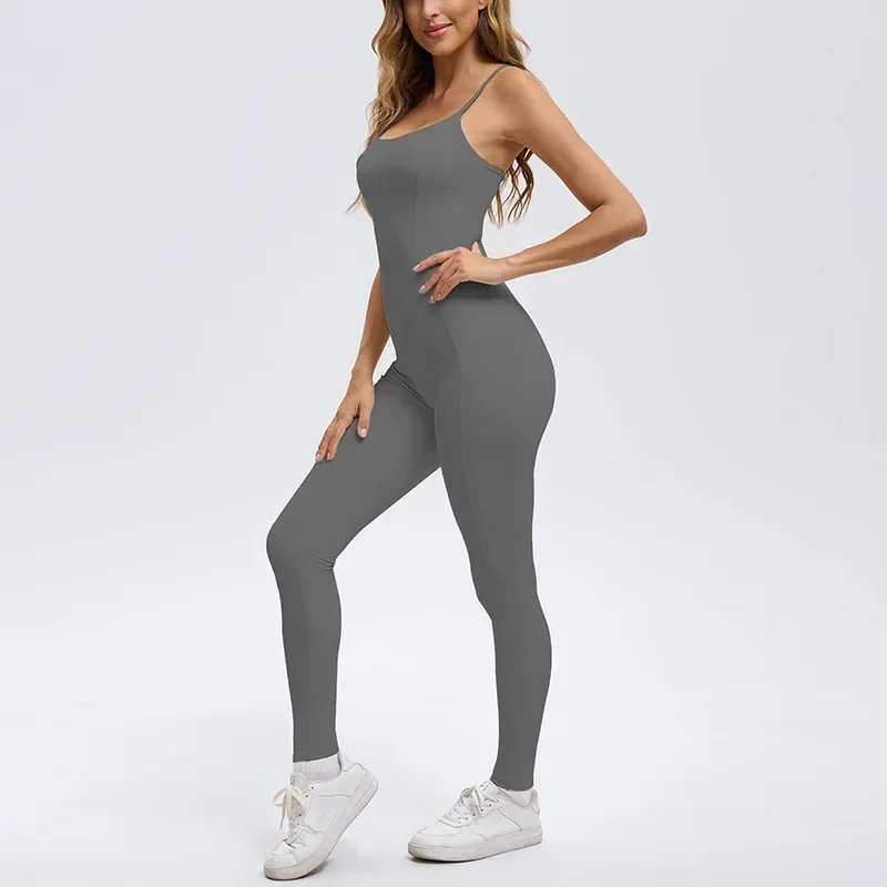 Seamless Yoga Jumpsuits Sports Fitness Hip-lifting Skinny Yoga Clothes Running Cycling Workout Gym Leggings Sportswear for Women