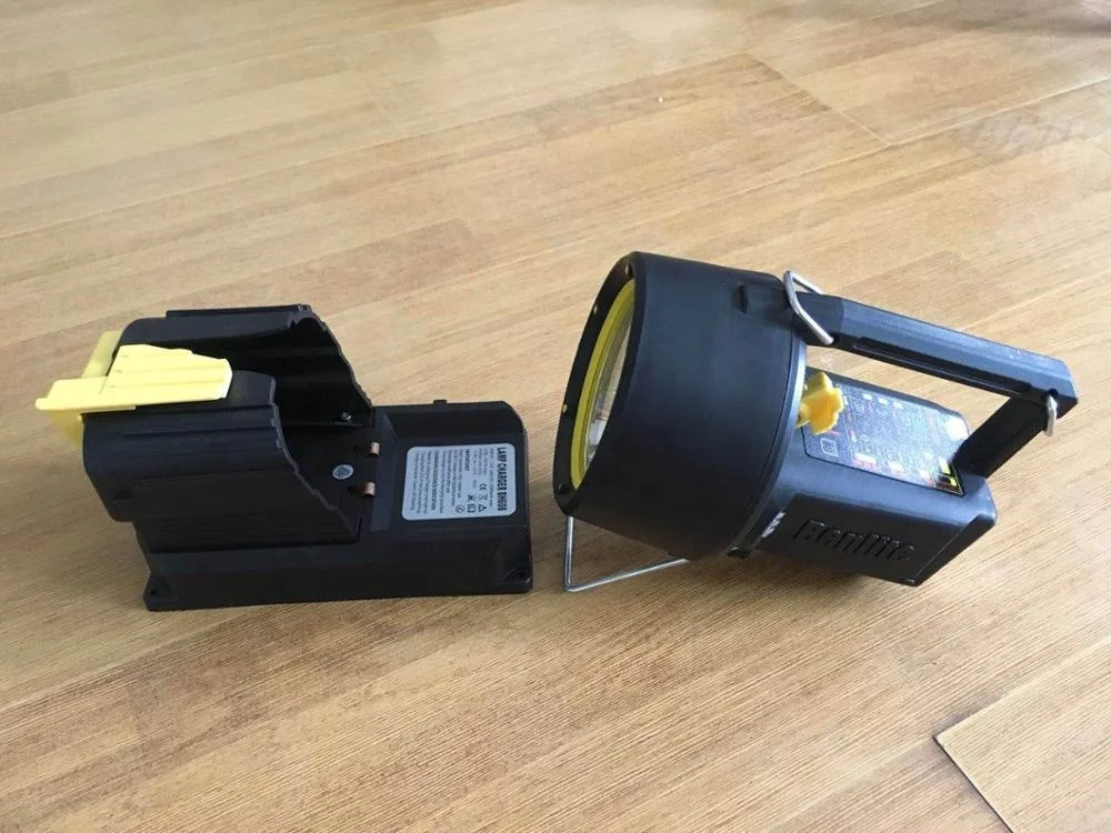 330608   BH33 مصباح LED فائق السطوع عالي الطاقة II2 G Ex Ib IIc T4 Gb IP66 مصباح بحث محمول مقاوم للانفجار