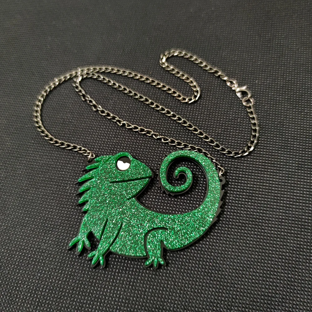 KUGUYS Lizard Chameleon Pendant Necklace for Women Men Green Glitter Acrylic Animal Black Chain Fashion Jewelry Accessories