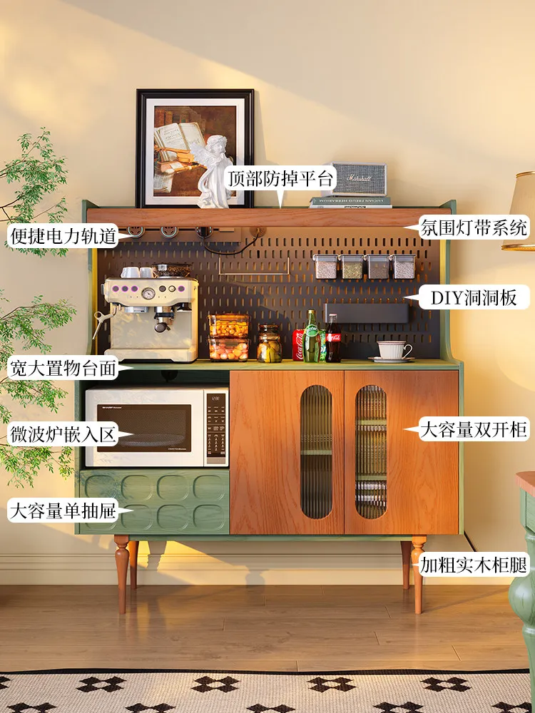 The government subsidizes the four-leaf clover dining side cabinet, which is ancient and stored against the wall
