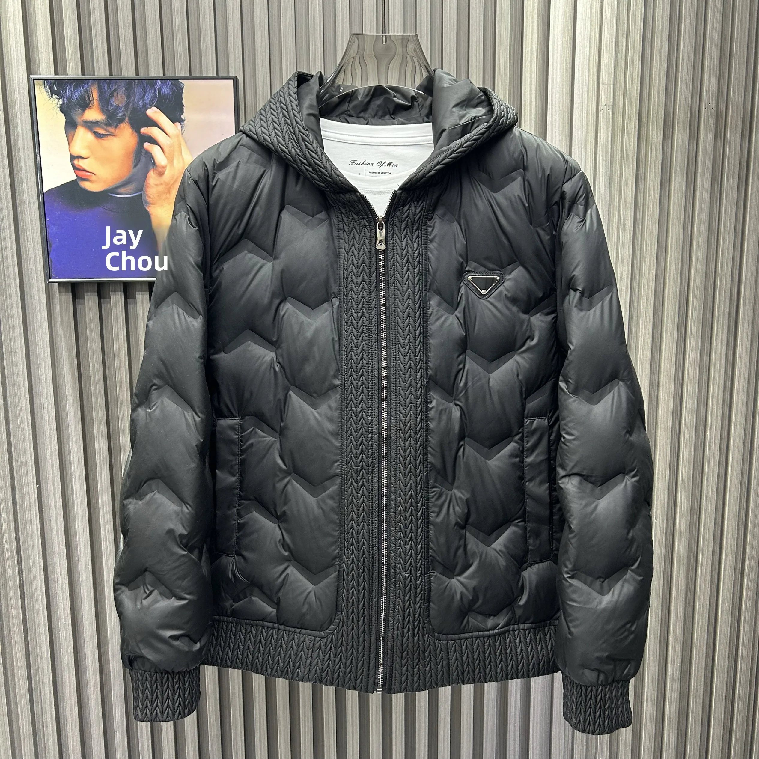 

Ele Hooded Men's down Jaet Patchwork Barley Design Simple Luxury Triangular Logo Polyester Fabric Warmth Youth Trend