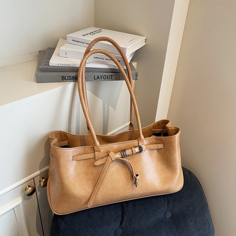 

2025 New Simple Fashion Versatile PU Square Shoulder Bags Solid Zipper Sense of Luxury Temperament Commute Tote Bags for Women