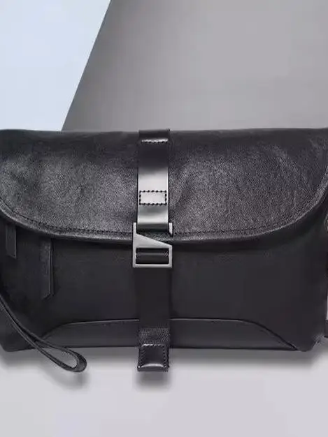 

Leather Handbag Casual Mens oulder Bag Menger Bag Outdoor Commuting Bag Trendy Street Sle Zipper Closure Soft Handle
