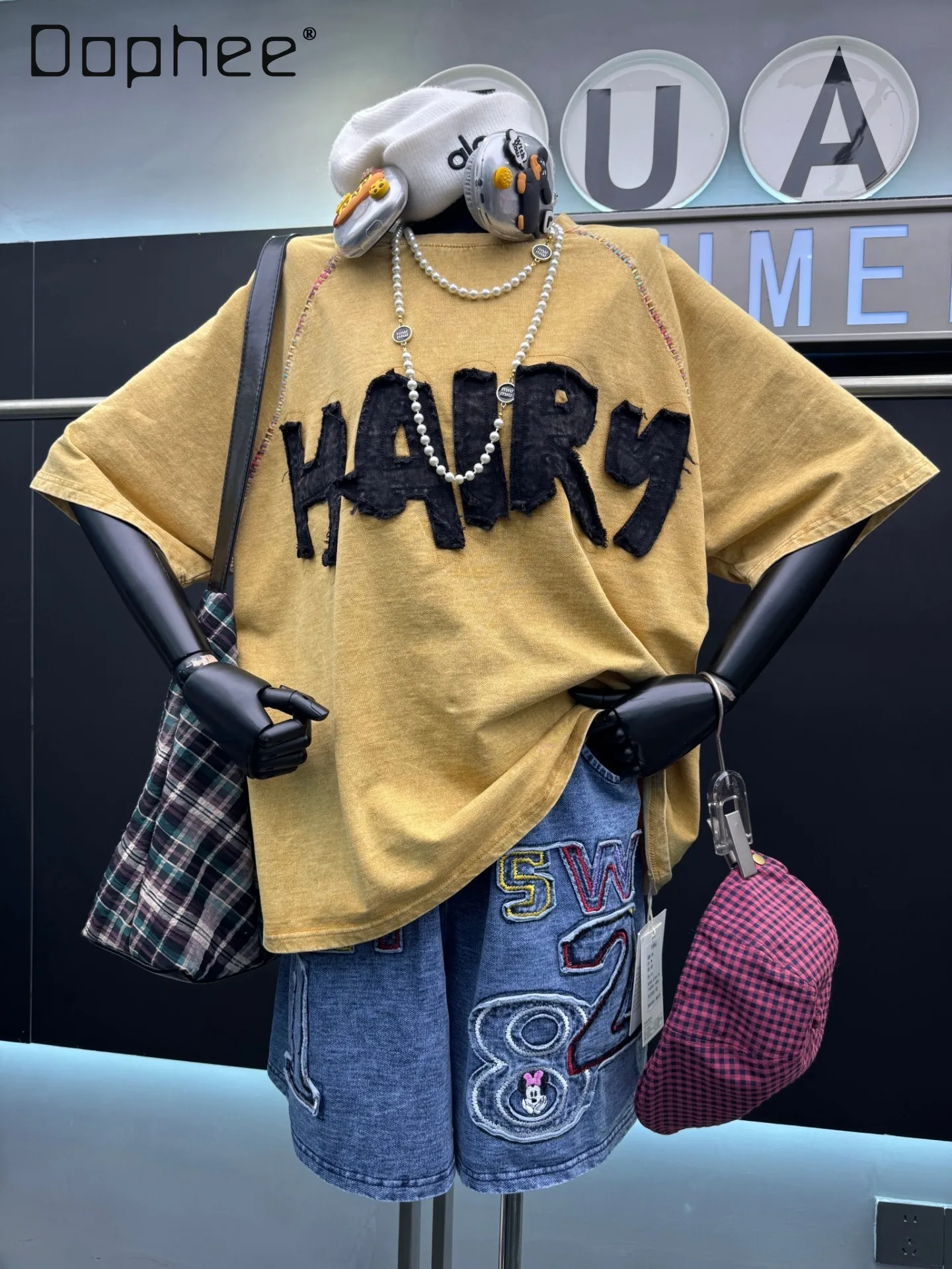 

Женская футболка American Street 2026: Новинка лета, свободный крой, универсальная, с коротким рукавом, с нашивками и буквенным принтом