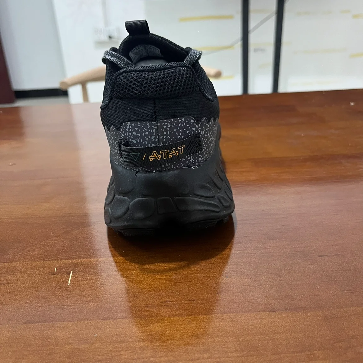 Hot-selling summer new arrivals: Summer outdoor walking shoes with comfortable slip-resistant soles and spacious design hiking b