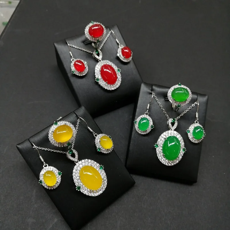 

Inlaid Chalcedony Three-Piece Set Necklace Ring Earrings