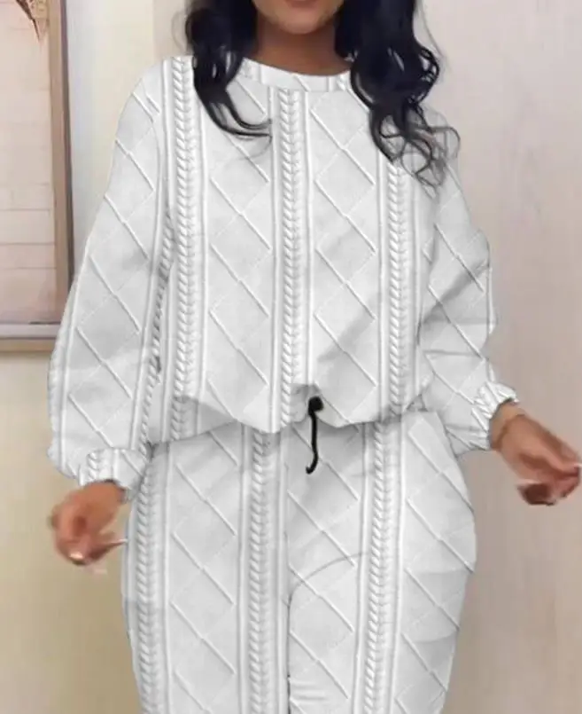Sports Set New 2023 Hot Selling Fashion Women's Round Neck Wheat Textured Drawstring Top and Flipped Pants Set