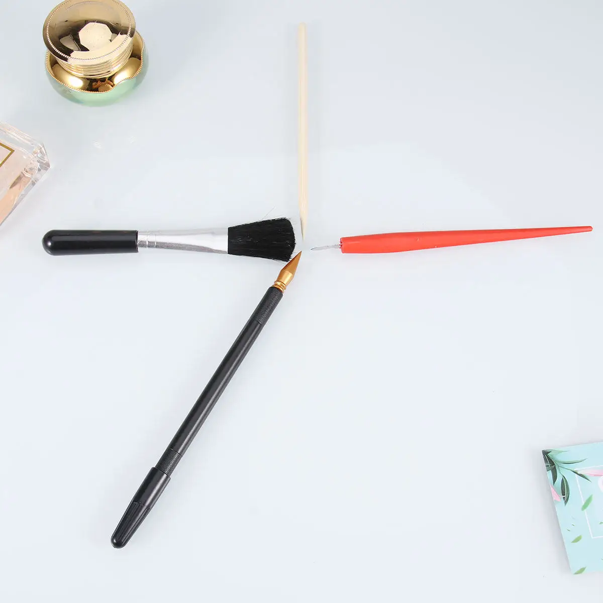

4Pcs Scratch Painting Kit for DIY Craft Art Projects Smooth Polished Scratch Pen Brush Stick Set Engrave Repair Detail Perfect