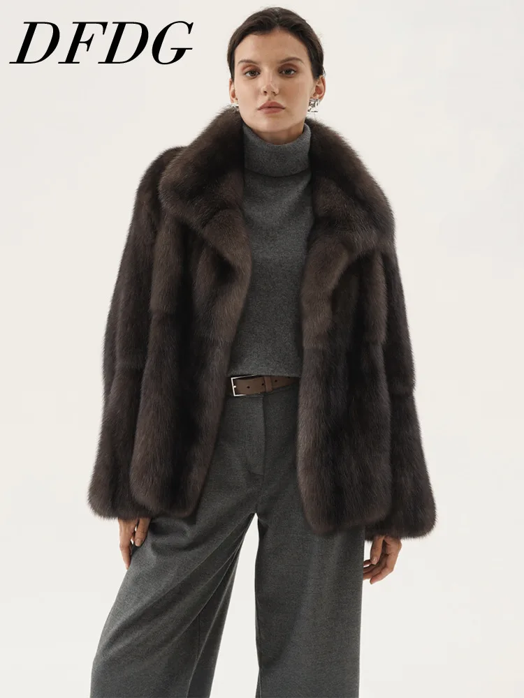 

DFDG Winter 2025 New Women’s Short Faux Fur Coat Designer Notch Lapel Chic Jacket Youthful Minimalist Luxury Outerwear Eco coat