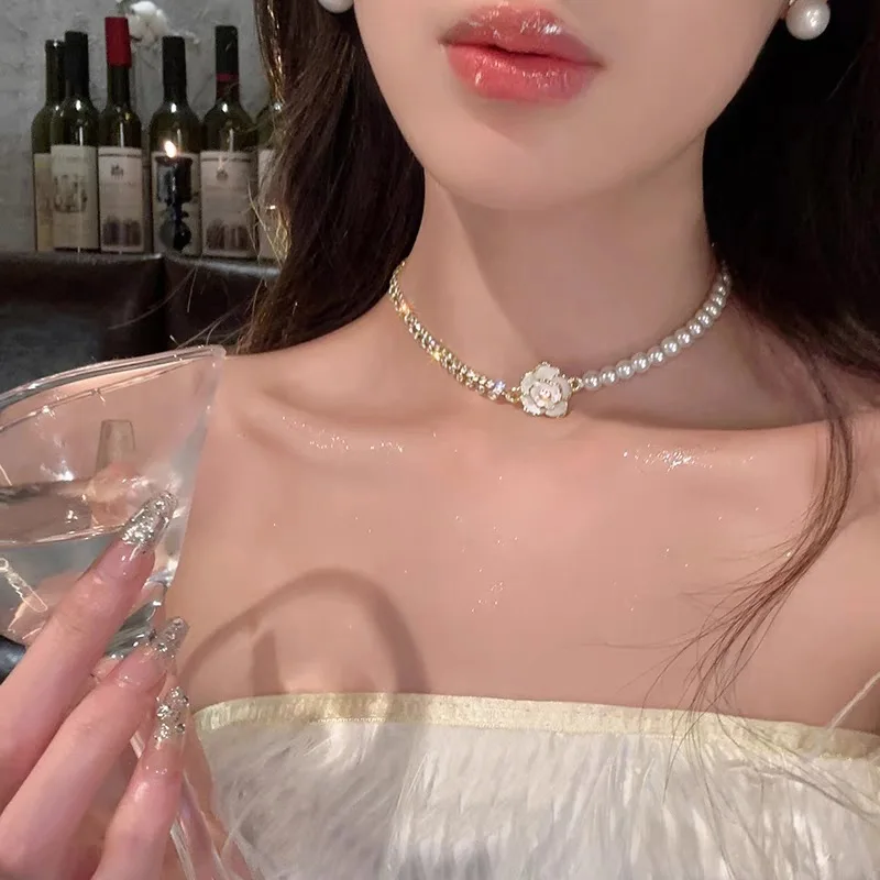 Crystal Camellia Necklace Fashion Pearl Necklaces for women Clavicle Chain Vintage Summer Woman Necklace Luxury Jewelry