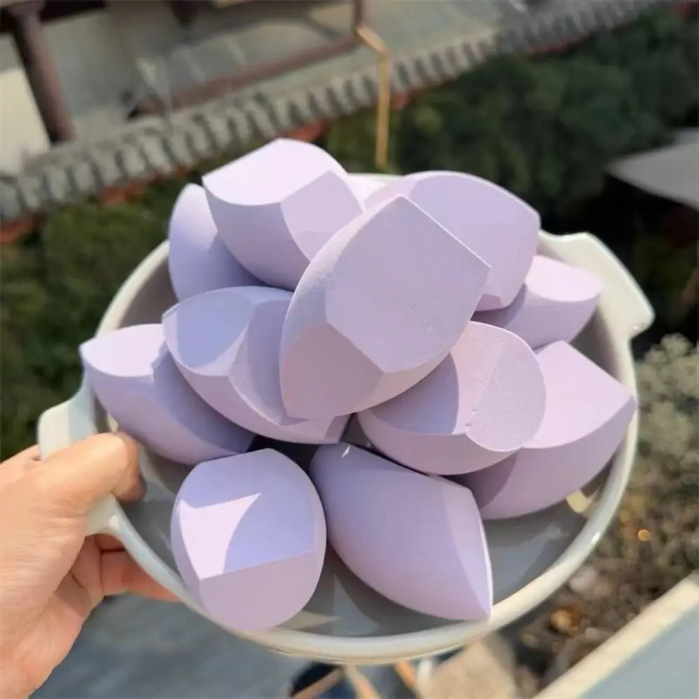 Frullatore per trucco ultra grande da 8 cm Asciutto e bagnato Tre tagli Soffio cosmetico Applicatore di spugna cosmetica indispensabile da viaggio colorato