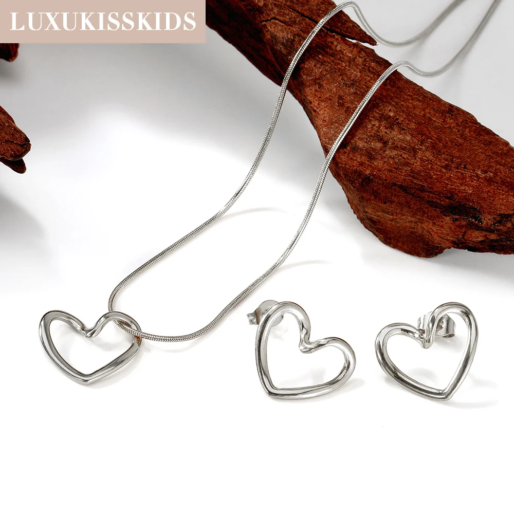 LUXUKISSKIDS Simple Hollow Love Heart Pendant Necklace Sets for Women Fashion Creative Golden Earrings Jewellry Set for Party
