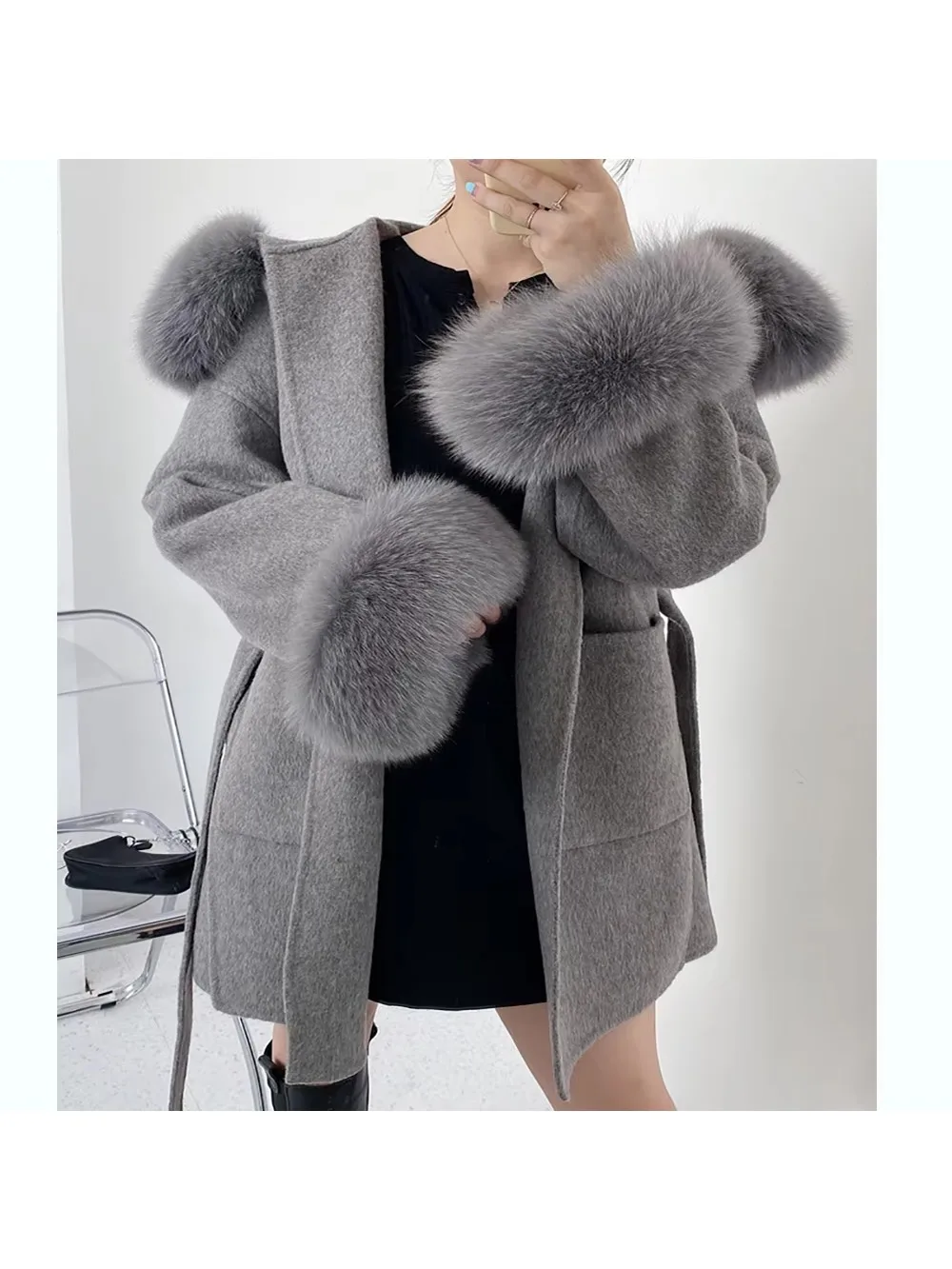 2023 New woolen Coat Oversize Ladies Outerwear Winter Women Natural Fox Fur Collar Cuffs Jacket Hood Cashmere Wool