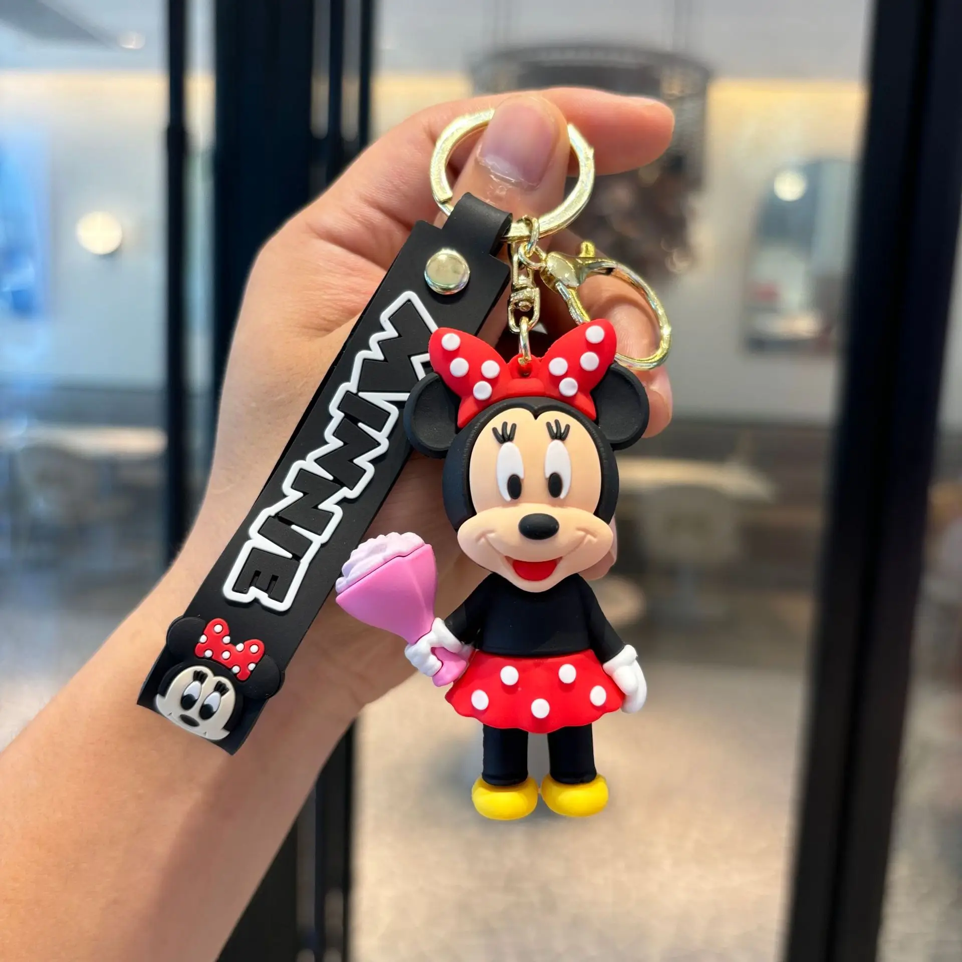 ディズニーミッキーミニーキーホルダー人形おもちゃカップルキーホルダークラッカーギフト人形アクセサリーアニメ PVC 子供の誕生日プレゼント