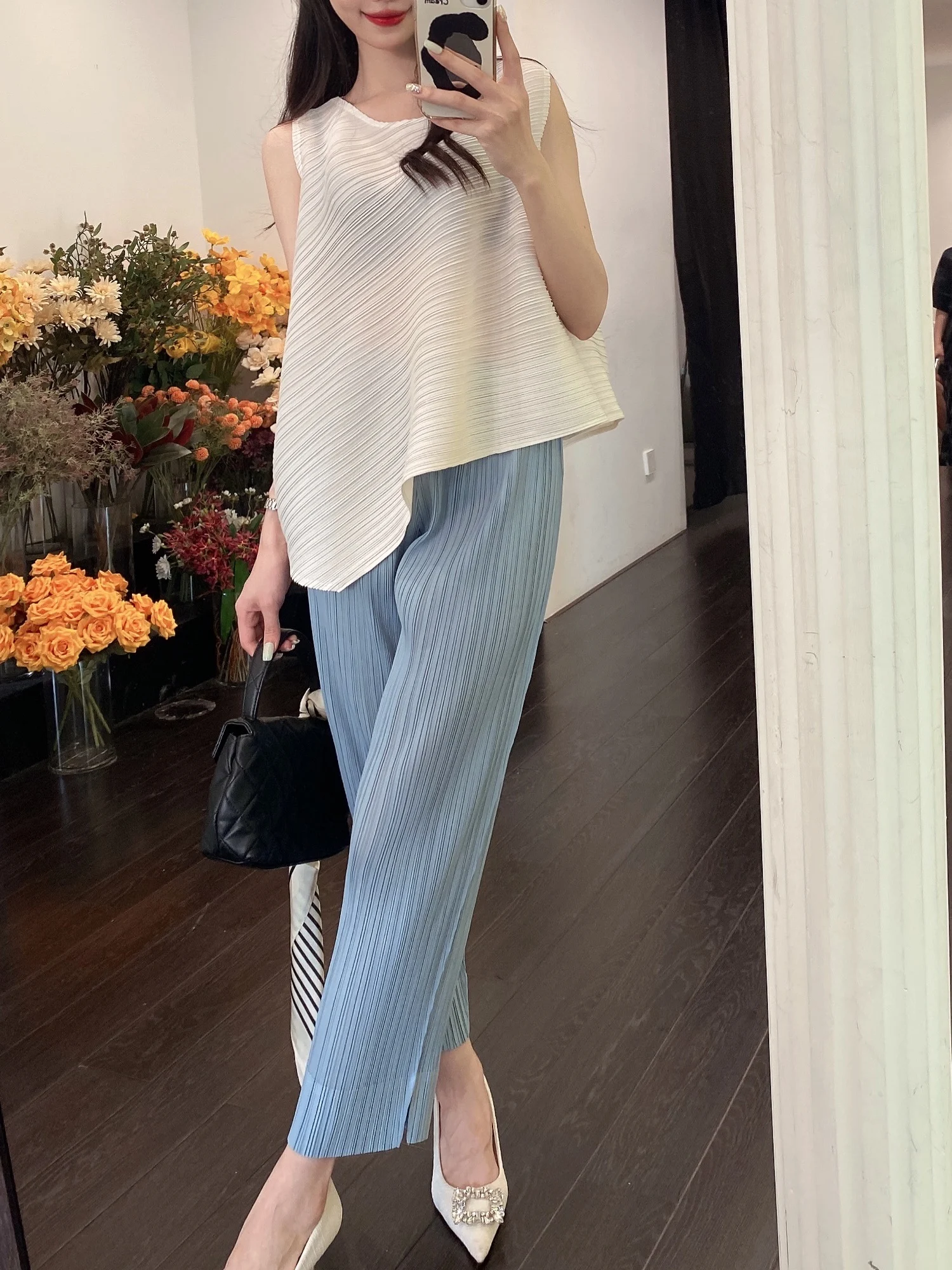 

Women's Slim Fit Pleated Pants High Waist Wide Leg Casual Trousers Accordion Style Thin Summer Fashion Commute Style