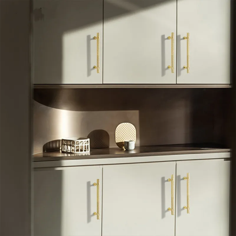 Einfache High-end Schrank Tür Griff Runde Goldene Licht Luxus Schrank Türgriff Schrank Wein Schrank Hardware Griff.